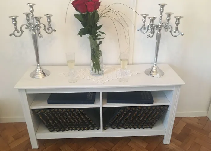 Mama's And Papa's Luxury